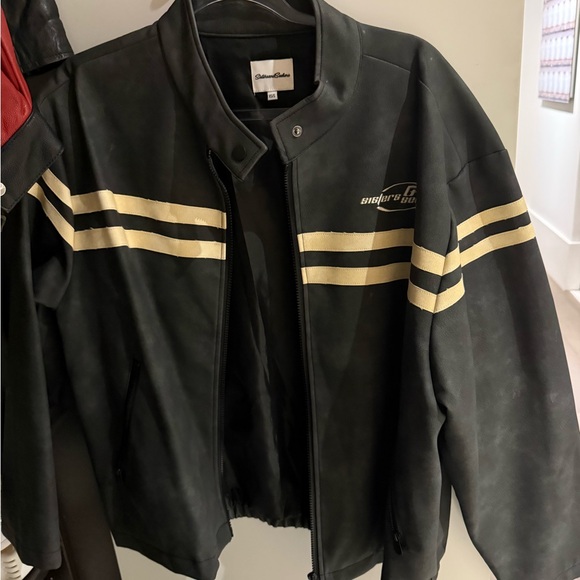 Sisters & Seekers Vegan Leather Vegan Grandpa Biker Jacket - Picture 2 of 5